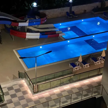 Cozy 2 Bedroom With Pool And Amenities *