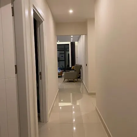 Cozy 2 Bedroom With Pool And Amenities Appartement